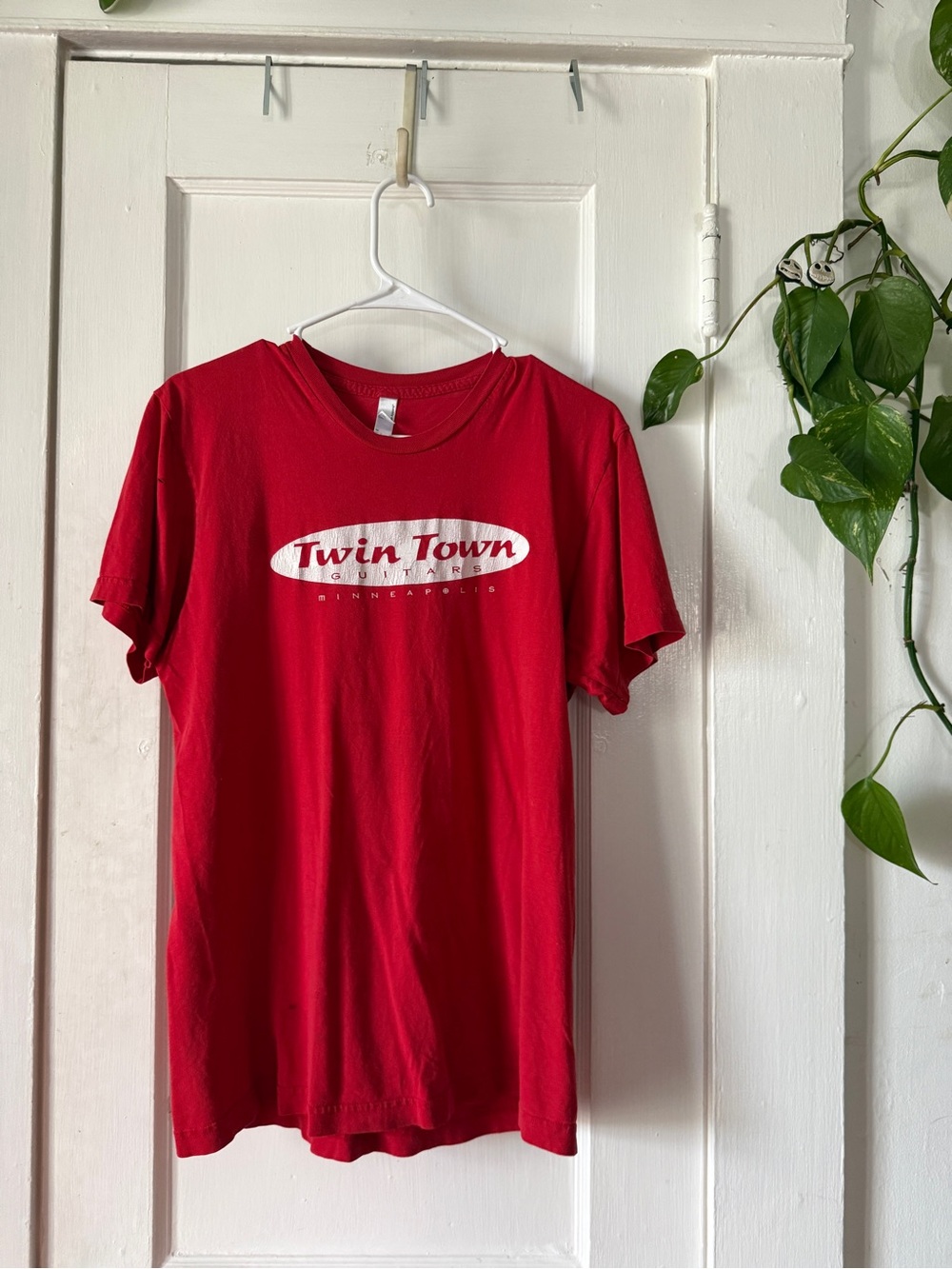 American Apparel Red Crewneck T‑Shirt Twin Town Guitars Minneapolis size M